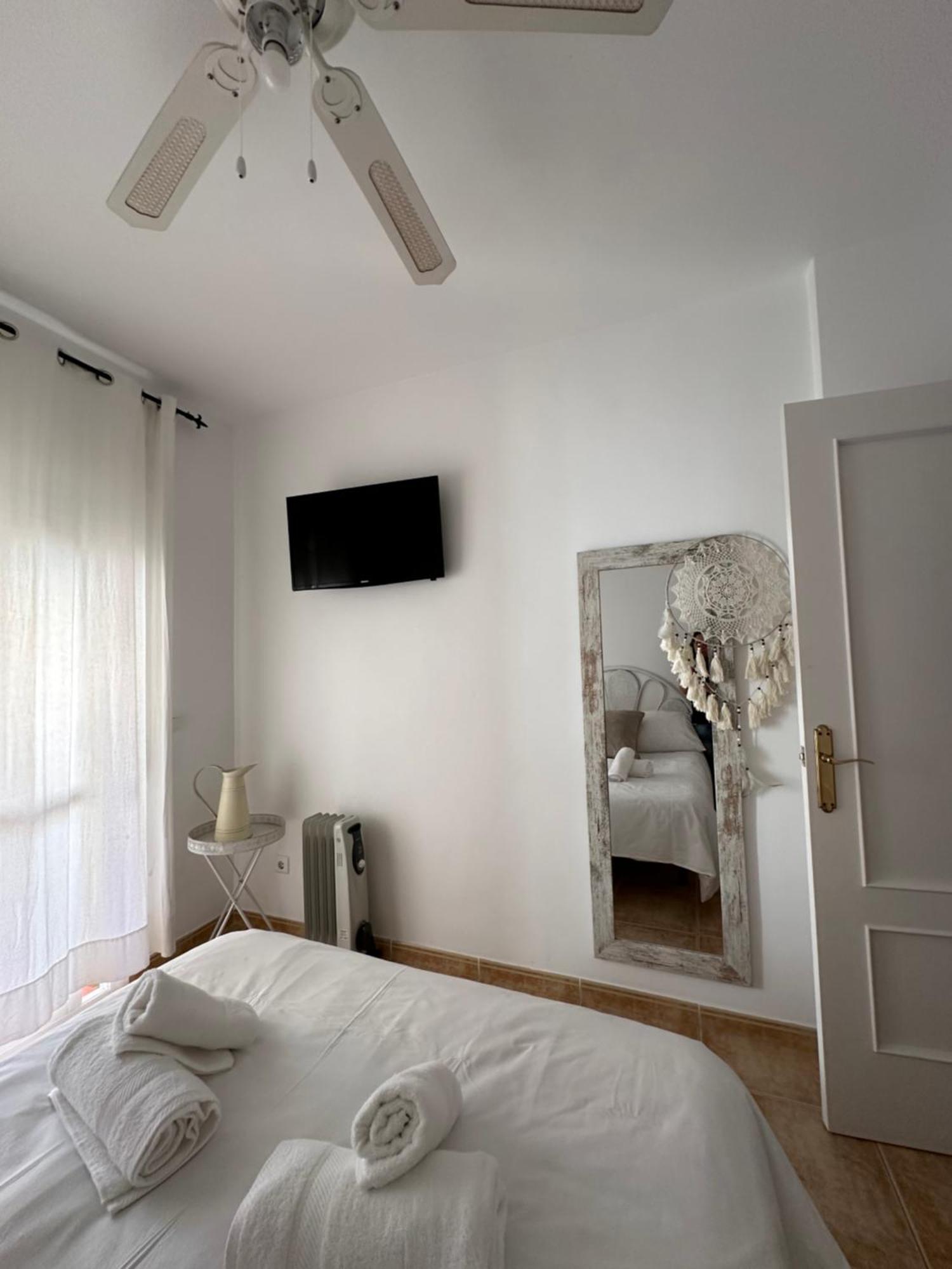 Tiyoweh Apartament *