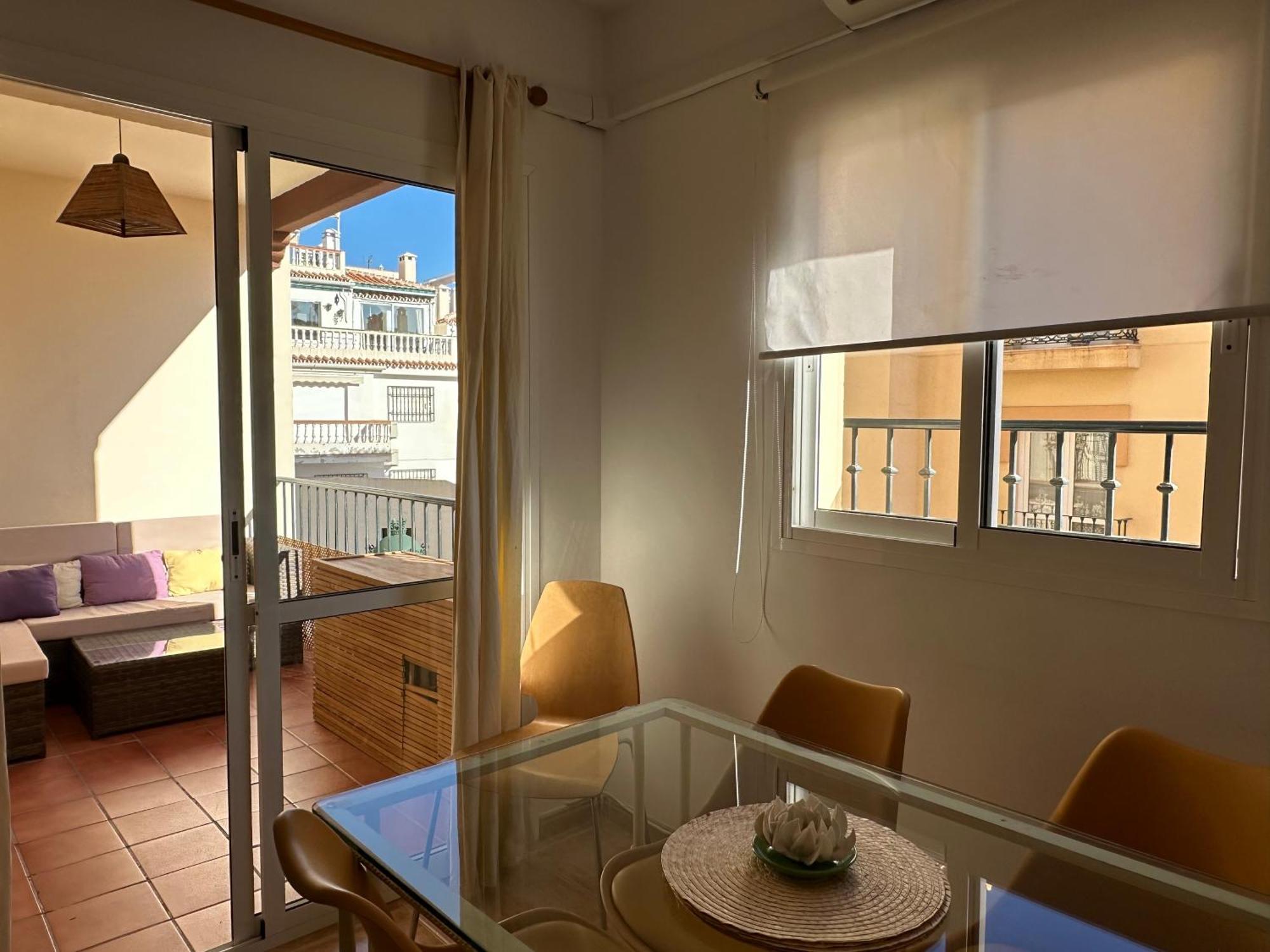 Apartament Tiyoweh