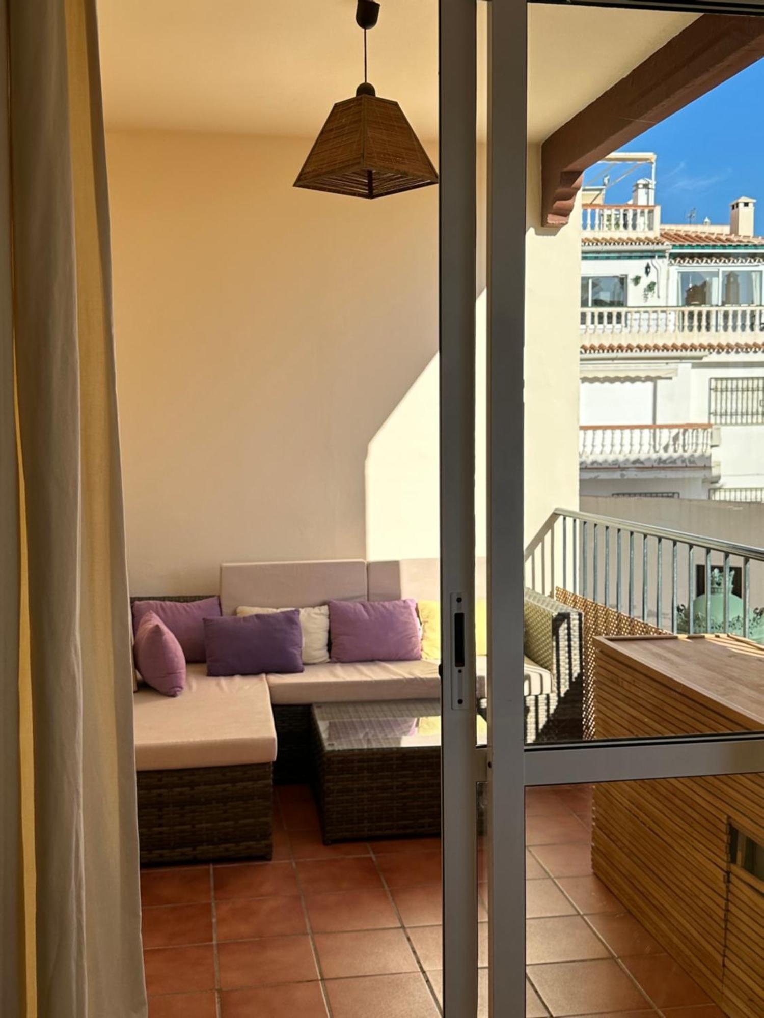 Apartament Tiyoweh *